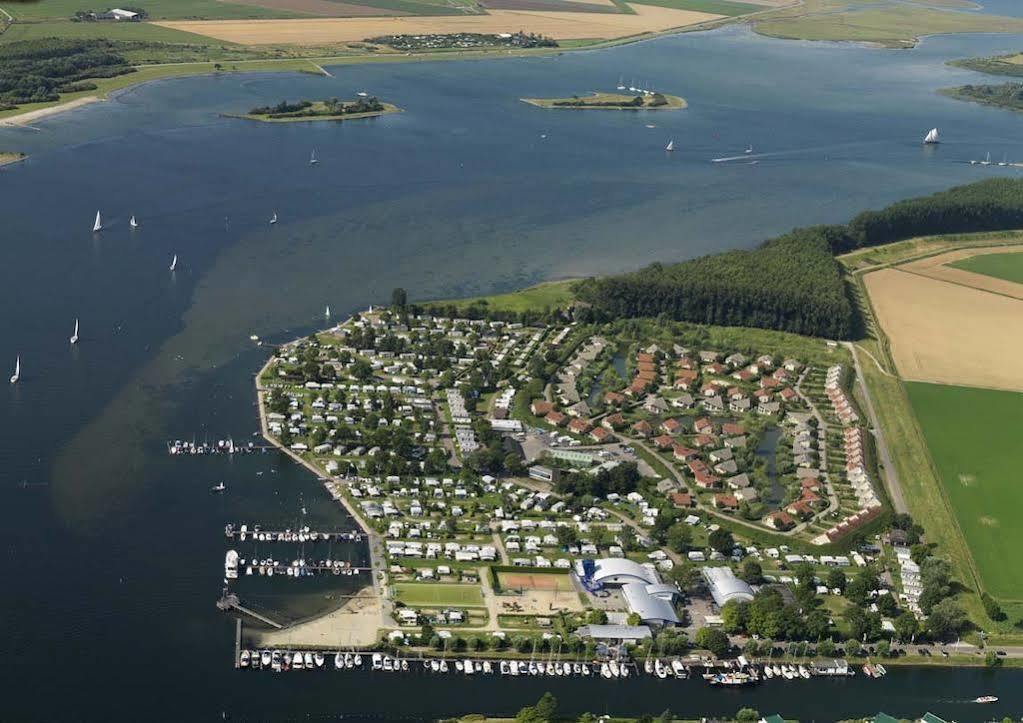 Villapark De Paardekreek Vakantiepark 3*